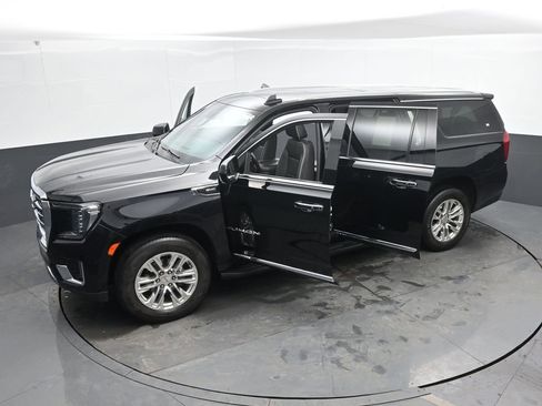 Used 2023 GMC Yukon XL SLT image 50