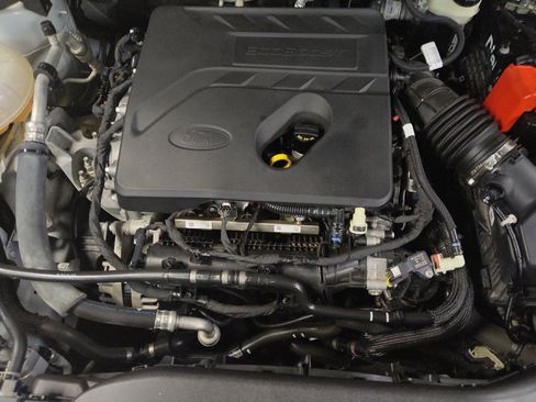 Used 2020 Ford Escape SE FWD image 30