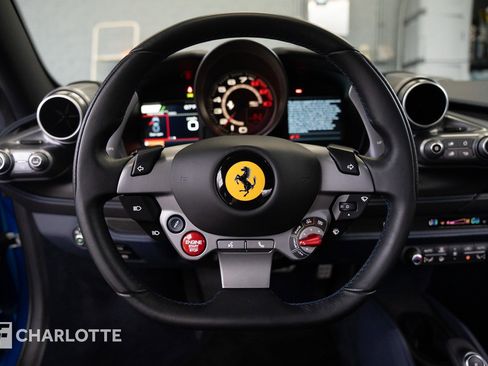 Used 2021 Ferrari F8 Tributo image 23