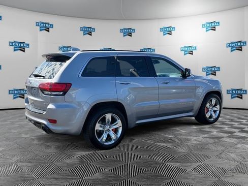 Used 2015 Jeep Grand Cherokee SRT AWD/4WD image 5