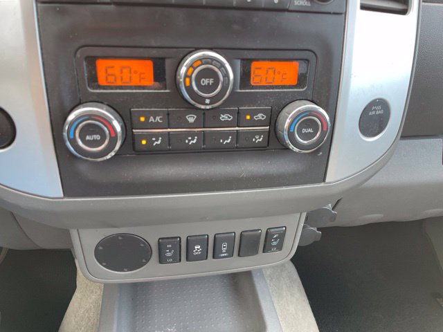 Used 2015 Nissan Frontier SV w/ SV Value Truck Package RWD image 33