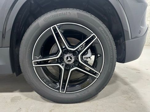 New 2025 Mercedes-Benz GLA 250 4MATIC image 17