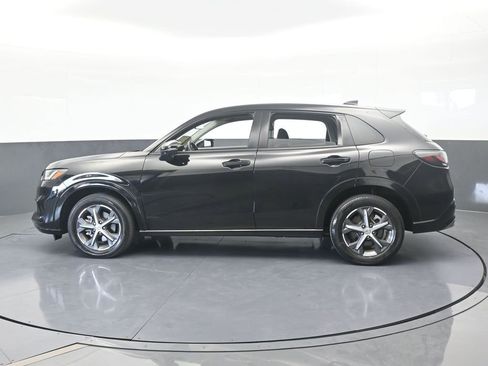 Used 2023 Honda HR-V EX-L image 3