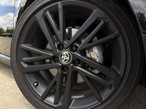 Used 2026 Toyota Camry XLE w/ Convenience Package image 11