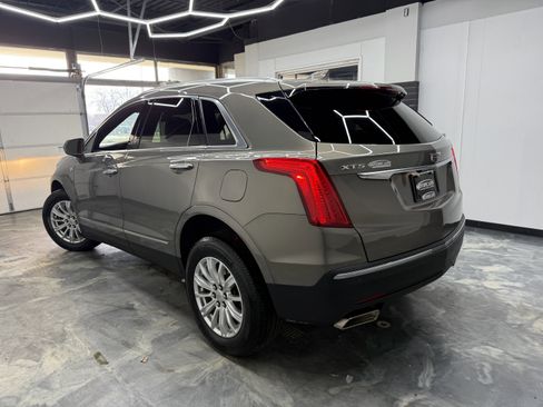 Used 2019 Cadillac XT5 AWD image 3