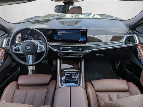 Used 2025 BMW X6 xDrive40i image 18