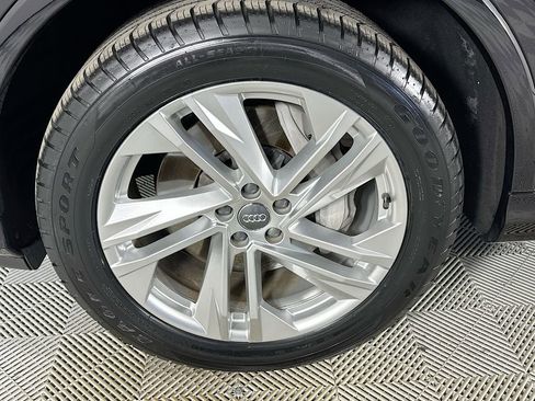 Used 2020 Audi Q7 3.0T Premium Plus image 33