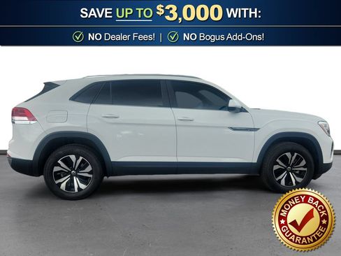 Used 2024 Volkswagen Atlas Cross Sport SE FWD image 8