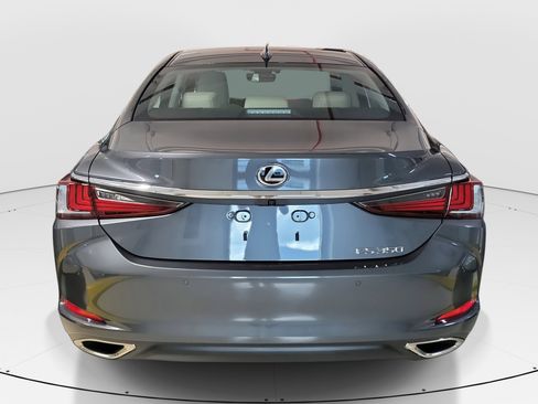 New 2025 Lexus ES 350 w/ Premium Package image 4