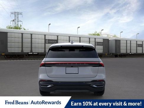 New 2026 Lincoln Nautilus Premier AWD/4WD image 5