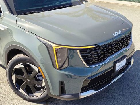 New 2026 Kia Sorento EX image 3