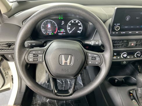 Used 2023 Honda HR-V LX image 11