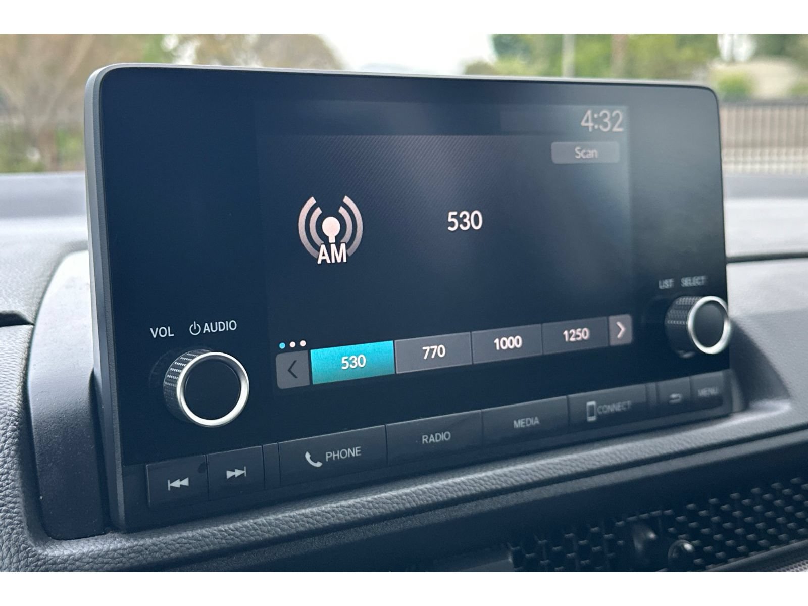 Used 2024 Honda CR-V EX image 26