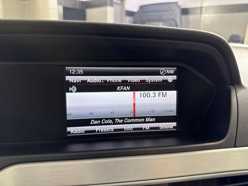 Used 2013 Mercedes-Benz C 300 4MATIC Sedan image 30