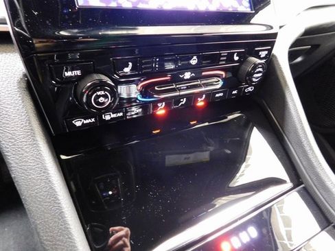 New 2025 Jeep Grand Cherokee Altitude image 26