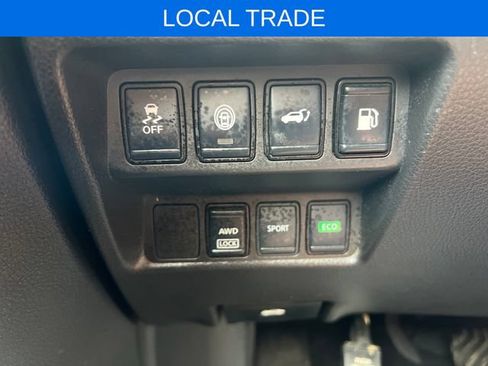 Used 2020 Nissan Rogue SV AWD/4WD image 25