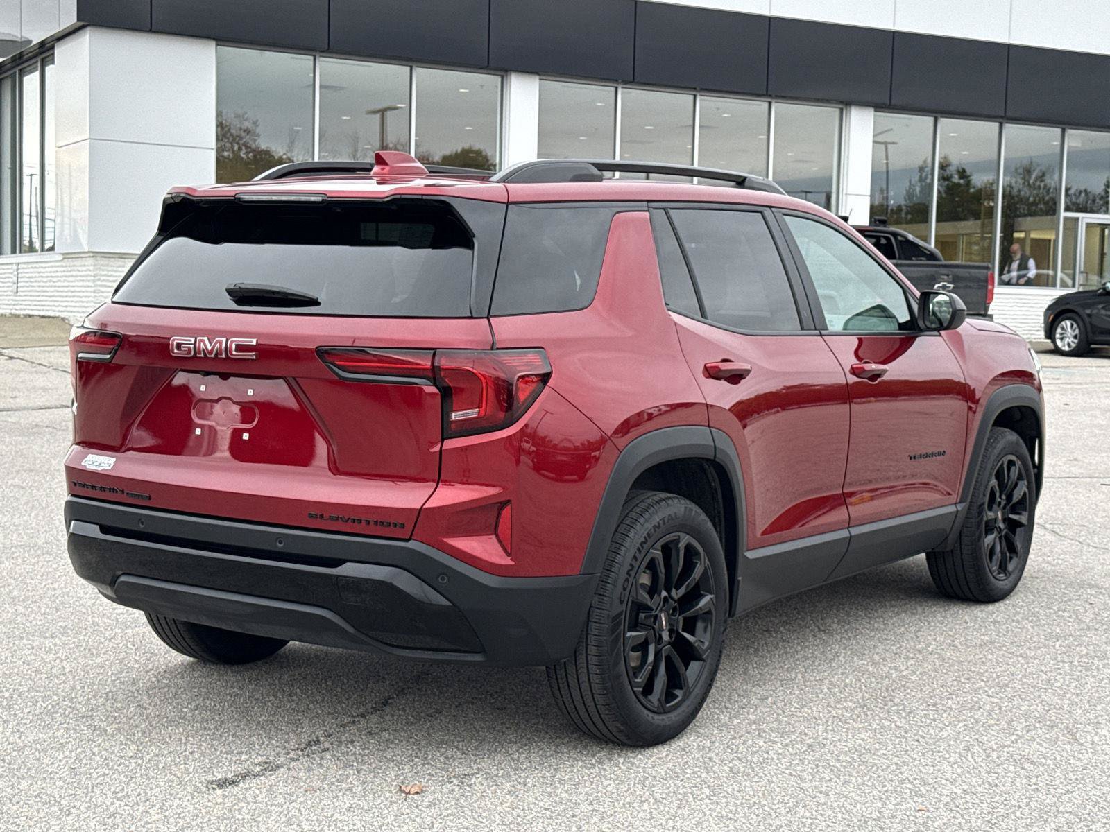 Used 2026 GMC Terrain Elevation w/ Elevation Premium Package AWD/4WD image 4