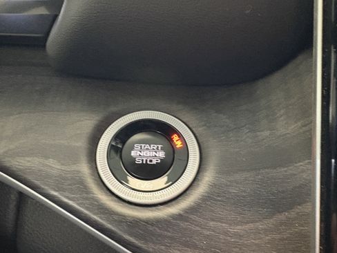 Used 2024 Jeep Grand Cherokee Limited w/ Trailer Tow Package image 14