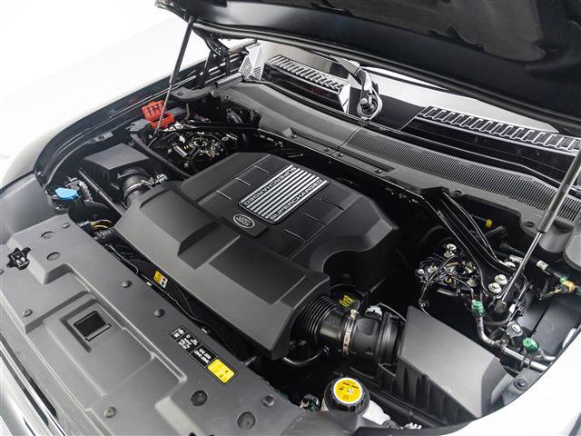 New 2026 Land Rover Defender 130 V8 AWD/4WD image 11