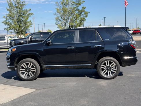 Used 2022 Toyota 4Runner Limited w/ Wilderness Package (TMS) AWD/4WD image 5