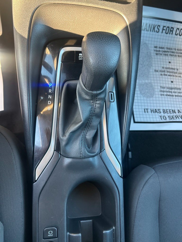 Used 2024 Toyota Corolla LE FWD image 31