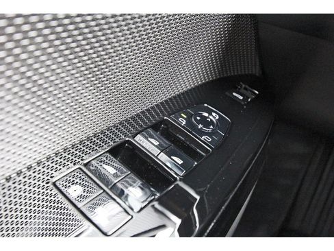 Used 2025 BMW 740i RWD image 20
