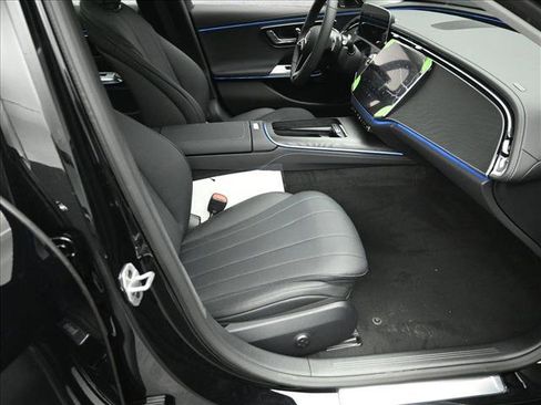 New 2026 Mercedes-Benz E 350 4MATIC Sedan image 26