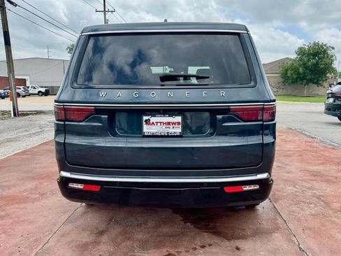 Used 2023 Jeep Wagoneer 2WD w/ Convenience Group I image 6