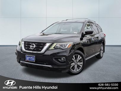 Used 2020 Nissan Pathfinder SV w/ Cargo Package