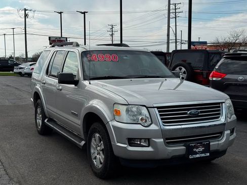 Used 2008 Ford Explorer XLT image 3