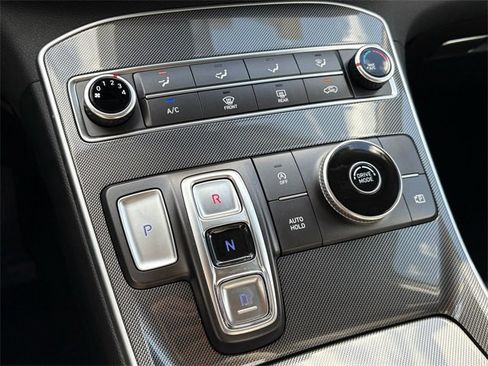 Used 2023 Hyundai Santa Fe SE image 21