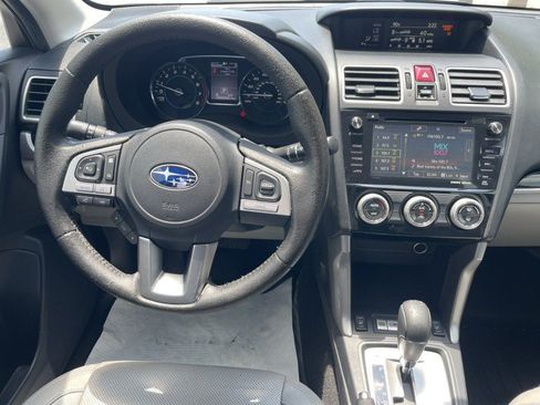 Used 2018 Subaru Forester 2.5i Limited AWD/4WD image 15