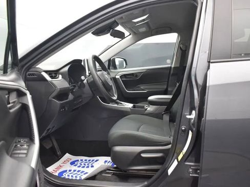 Used 2024 Toyota RAV4 LE image 10
