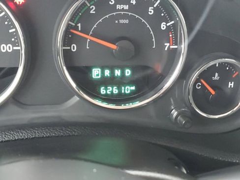 Used 2018 Jeep Wrangler Unlimited Sport image 15