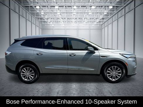 Used 2024 Buick Enclave Premium AWD/4WD image 8
