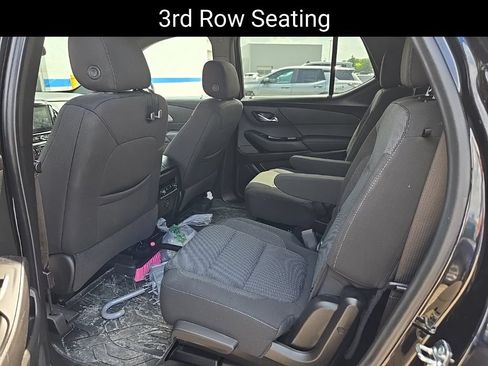 Certified 2023 Chevrolet Traverse LT FWD image 12