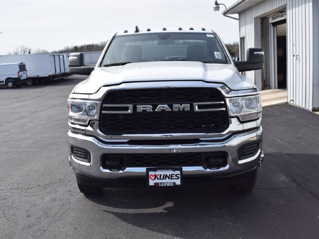 Used 2024 RAM 3500 Tradesman AWD/4WD image 8