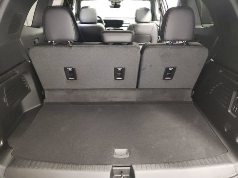 New 2026 Buick Enclave Avenir w/ Super Cruise Package FWD image 14