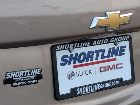 Used 2019 Chevrolet Equinox LT w/ Driver Convenience Package image 32