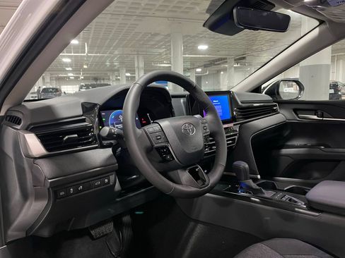 New 2026 Toyota Camry LE w/ Convenience Package FWD image 16