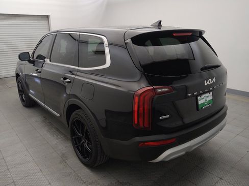 Used 2022 Kia Telluride LX AWD/4WD image 5
