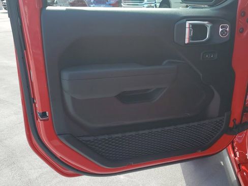 New 2026 Jeep Wrangler Unlimited Rubicon image 21