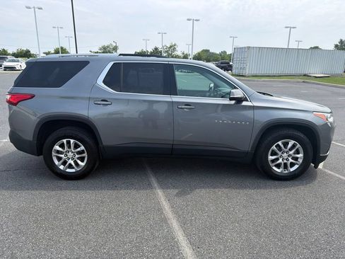 Used 2018 Chevrolet Traverse LT AWD/4WD image 6