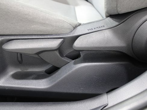 Used 2025 Toyota Camry LE FWD image 41