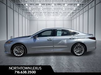 Used 2024 Lexus ES 300h w/ Premium Package FWD video 3