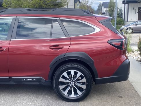 Certified 2023 Subaru Outback Limited XT image 4