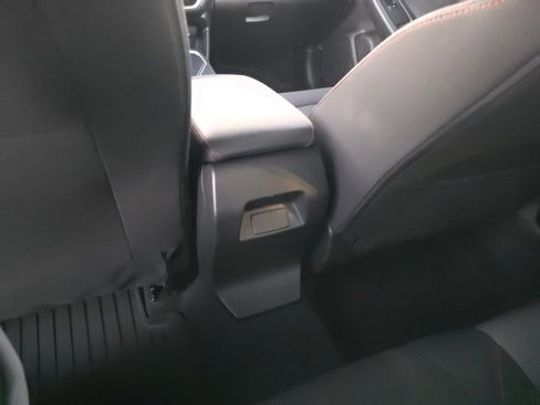 Used 2024 Subaru Impreza 2.0i Sport image 17