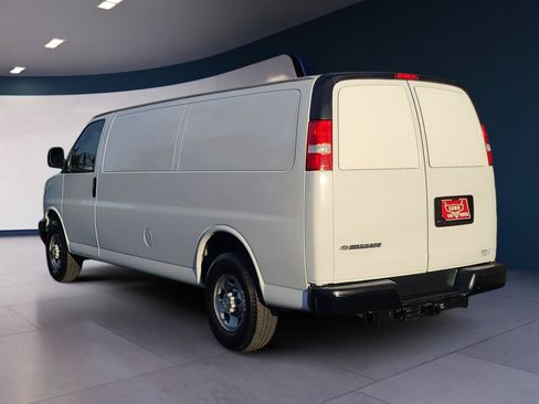 Used 2021 Chevrolet Express 2500 Extended w/ Driver Convenience Package RWD image 3