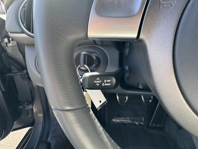 Used 2008 Porsche Boxster RWD image 25