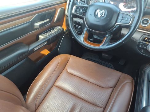 Used 2019 RAM 1500 Limited image 32